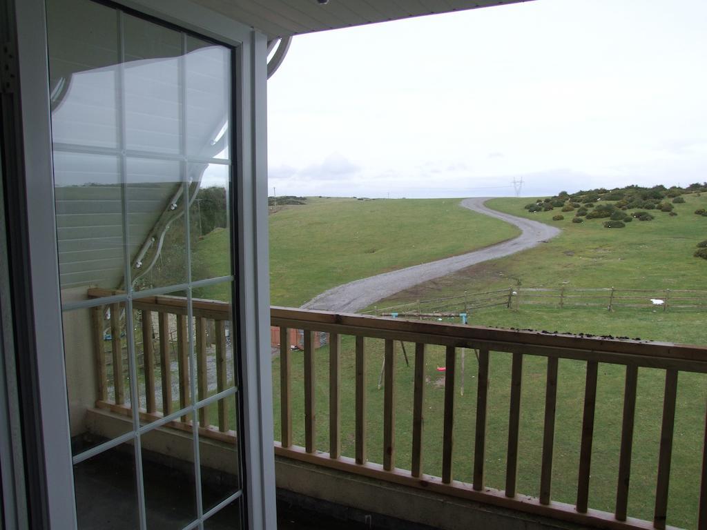 ניוברידג' The Curragh Country House Accommodation חדר תמונה